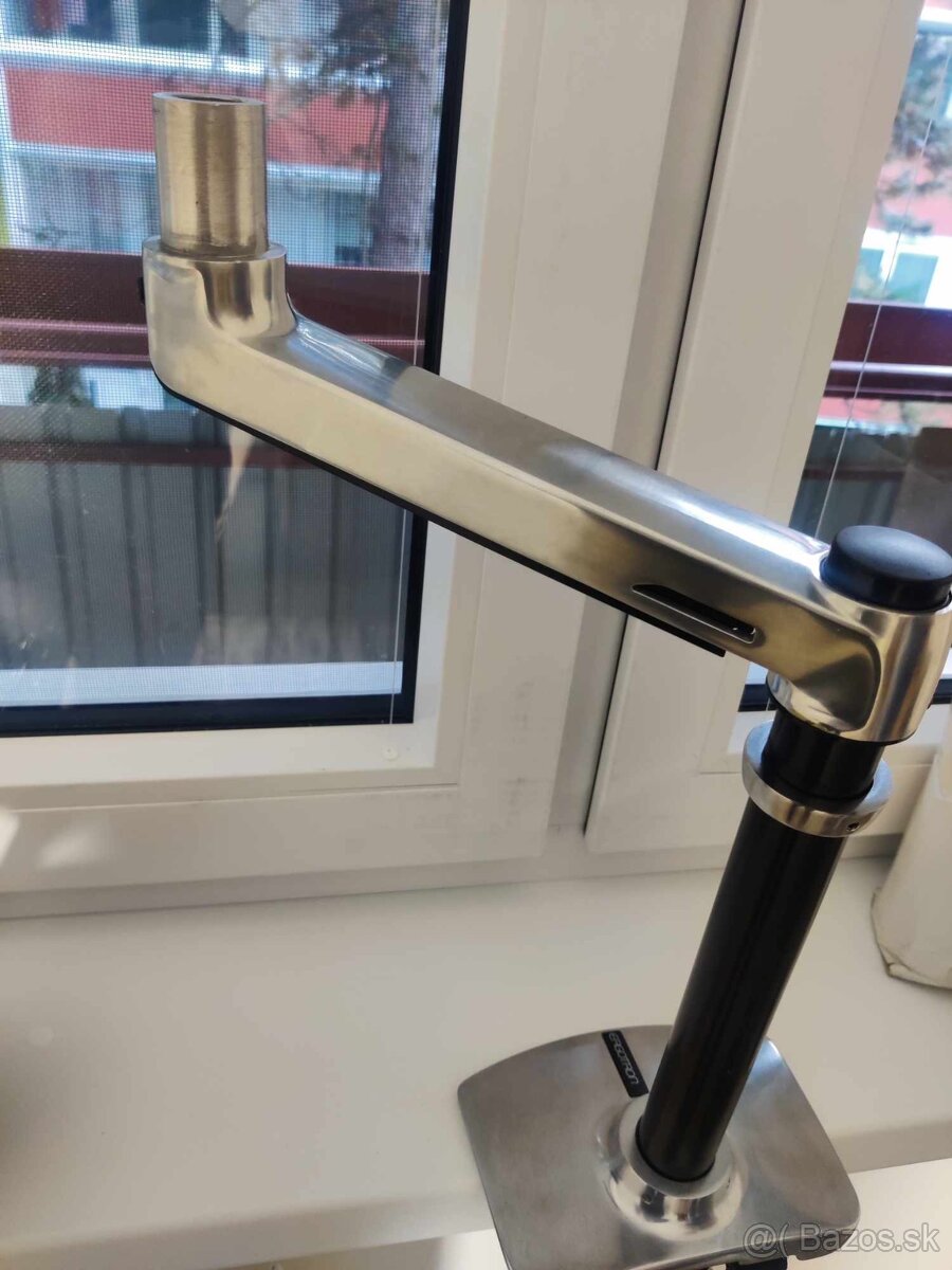 ERGOTRON Monitor Arm strieborné