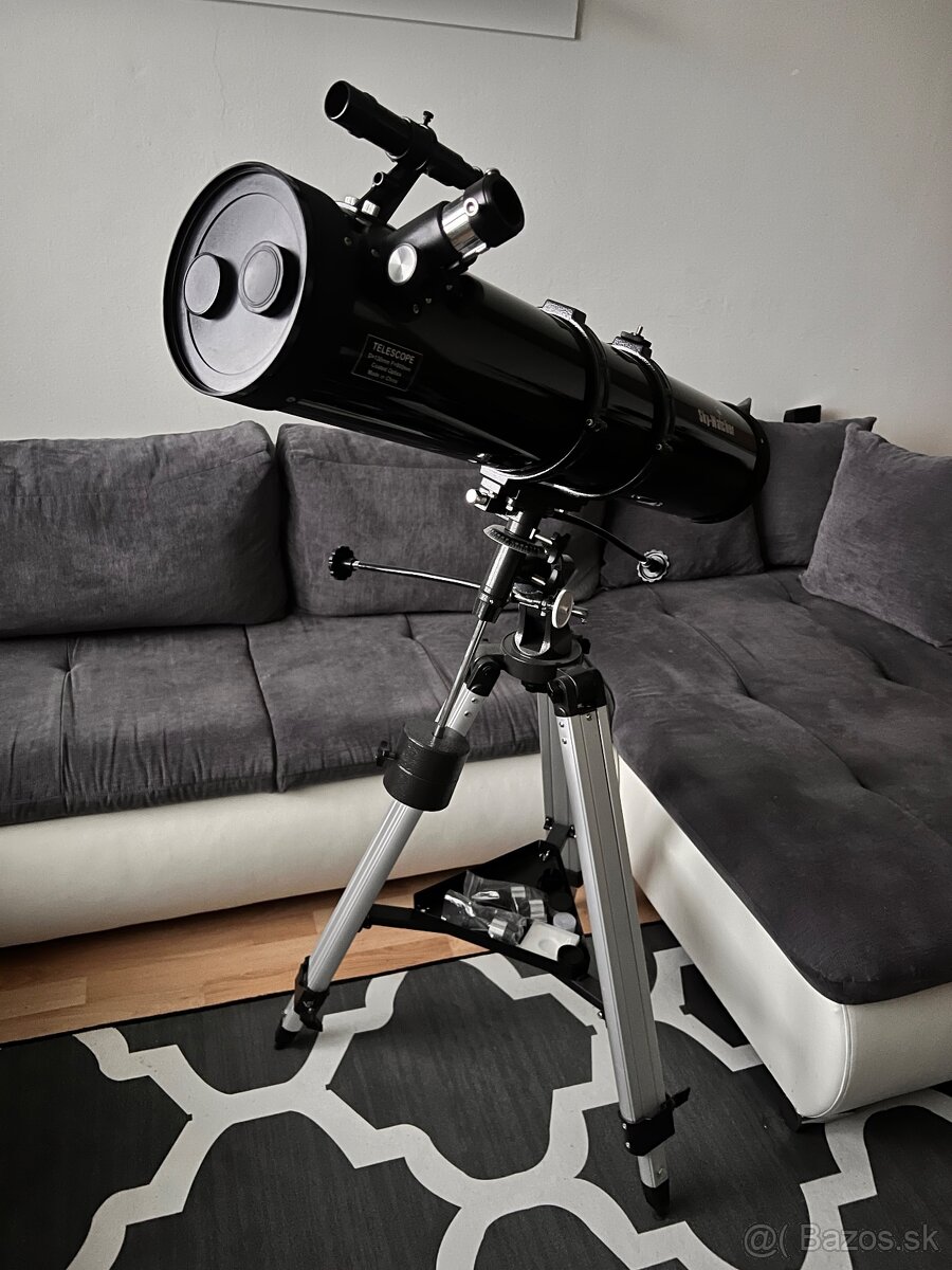 Predám hvezdársky ďalekohľad Sky-Watcher N 130/900 Explorer