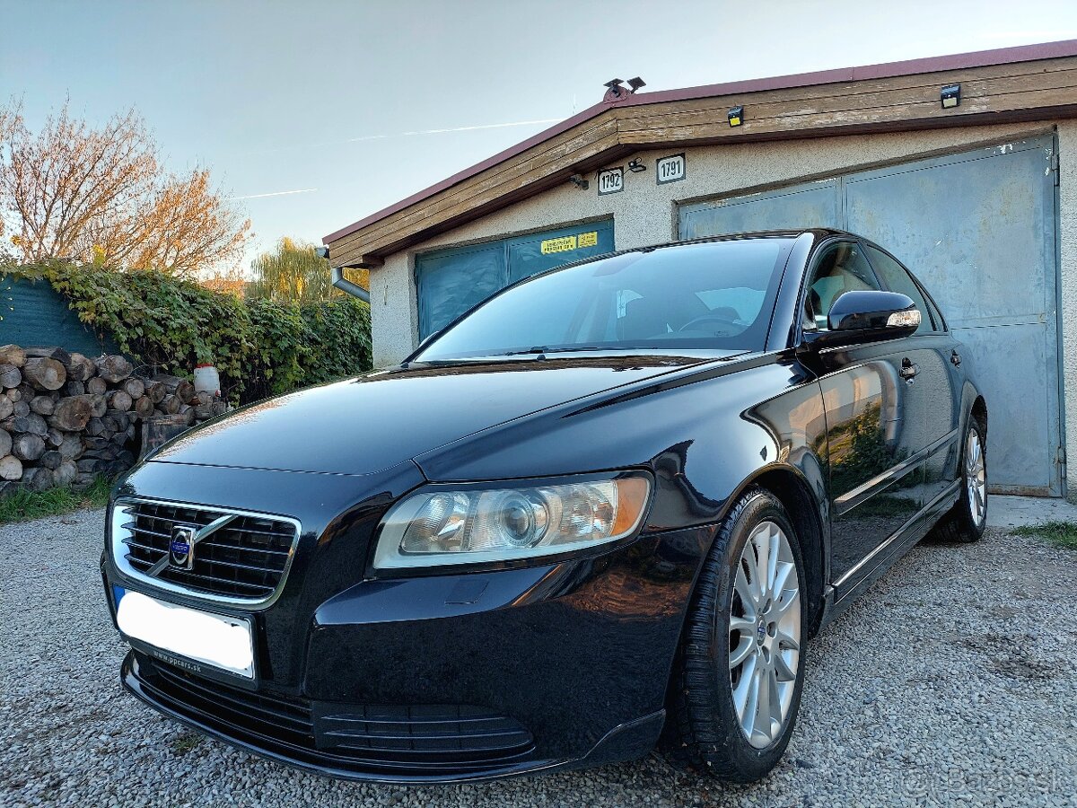 Volvo s40 facelift 2010 Nová STK/EK