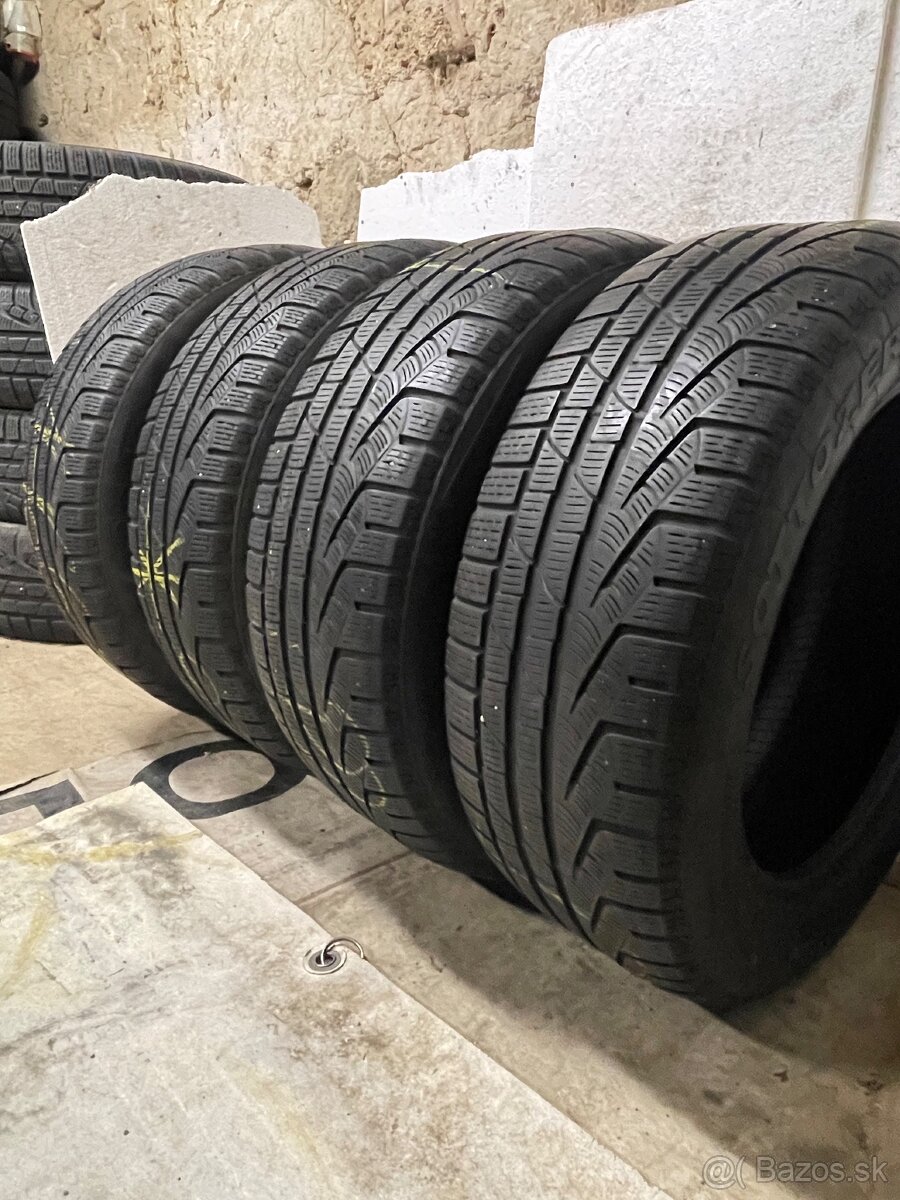 Pirelli 225/55 R17 4x=140€