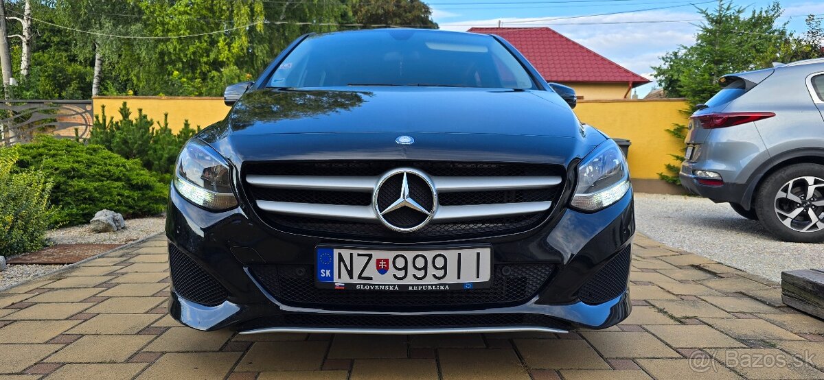 Mercedes Benz B200