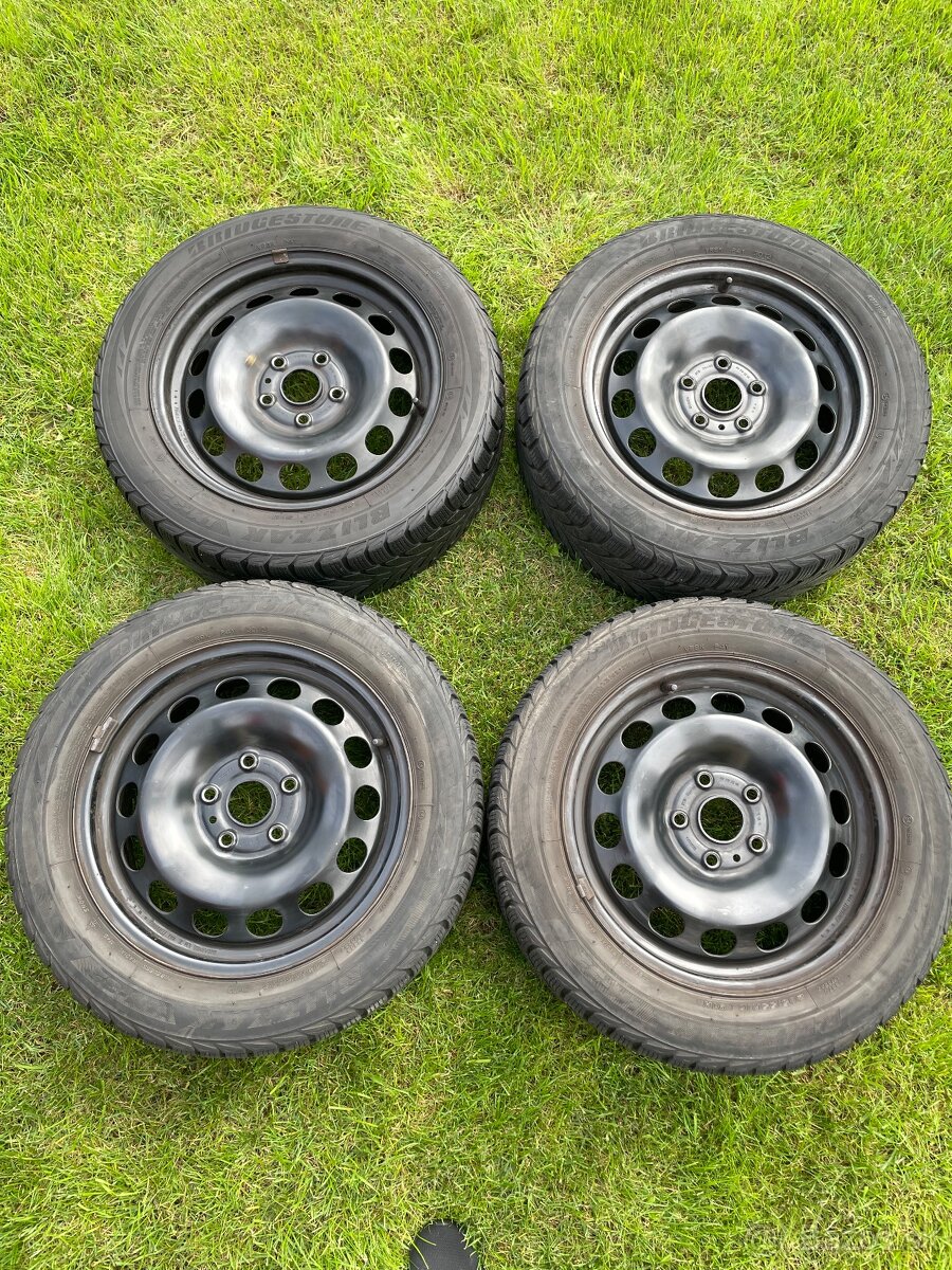 Plechové disky 5x112 R16 so zimnými pneumatikami VW group