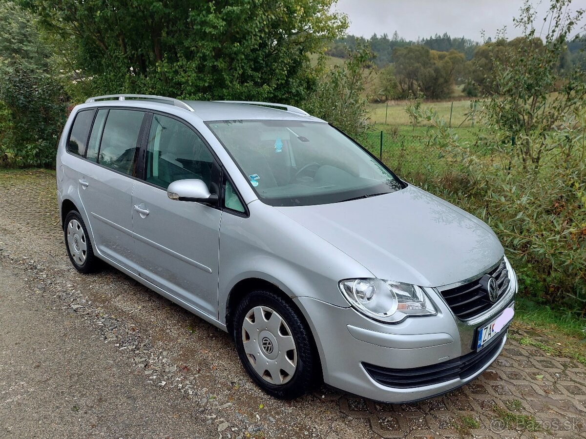 VW Touran, Trendline, 2.0, 103 kW, 7 miest