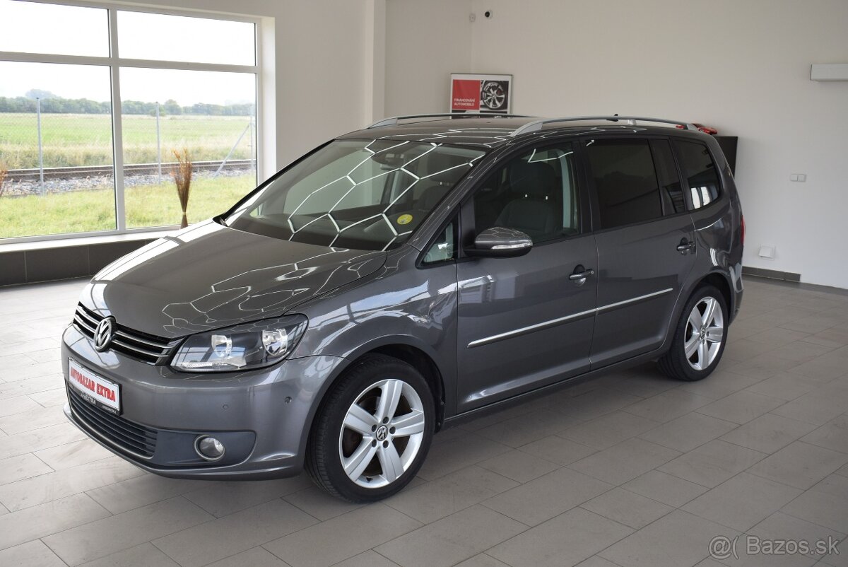 Volkswagen Touran 1,6 CR TDI,NAVI,7-míst,2x ALU,