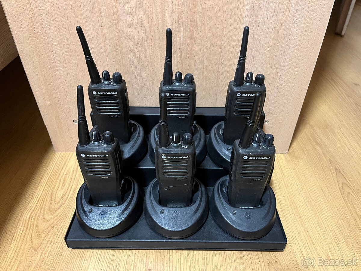 Vysielačky motorola 6ks DP1400 UHF digital + nabijacka