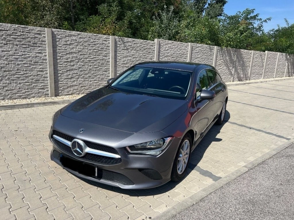 Mercedes Benz CLA  2021