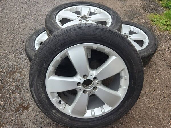 Alu kola disky orig Mercedes-benz ML350 ML550 r19"