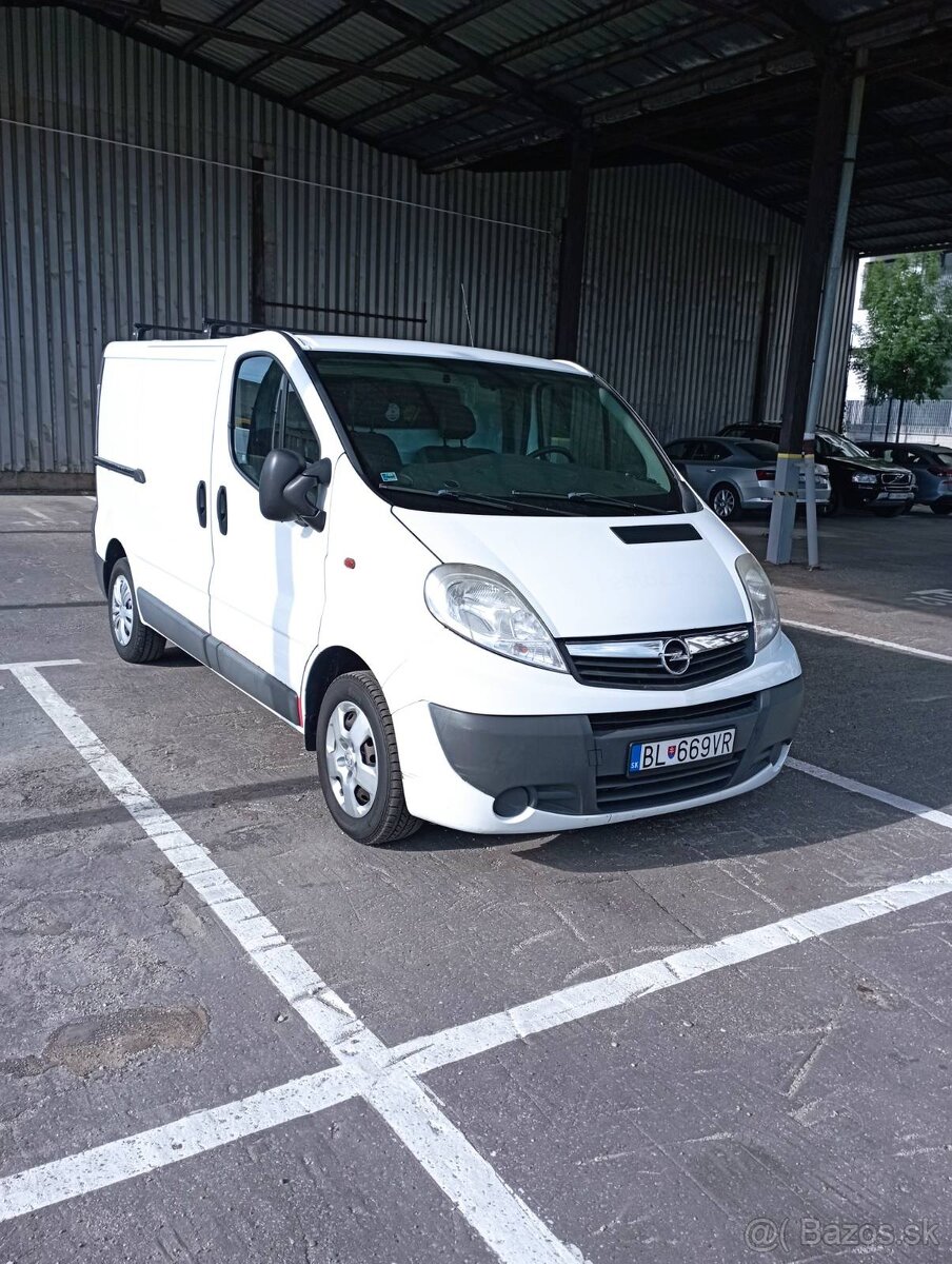 Opel Vivaro 2012