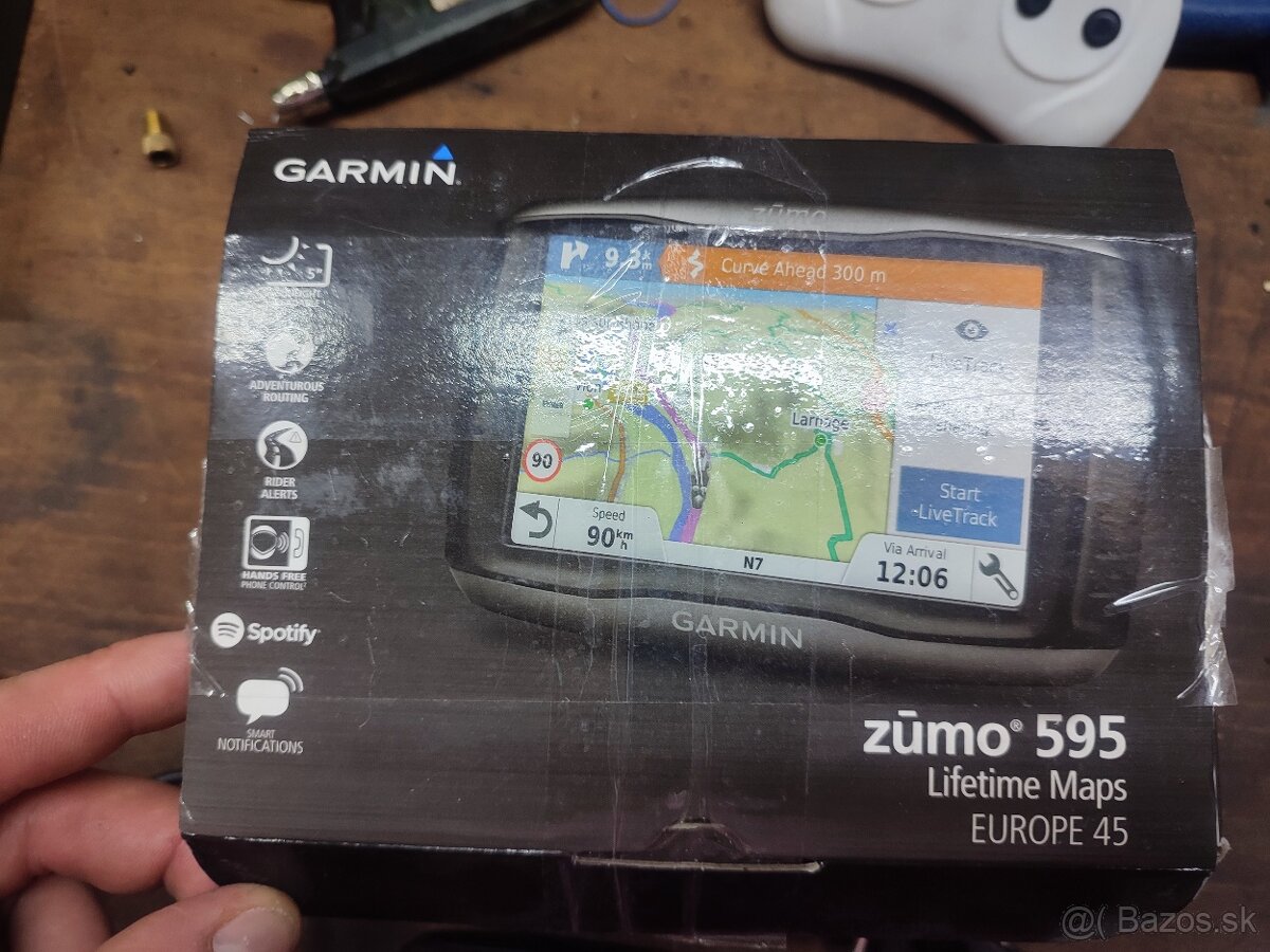 Garmin Zumo 595