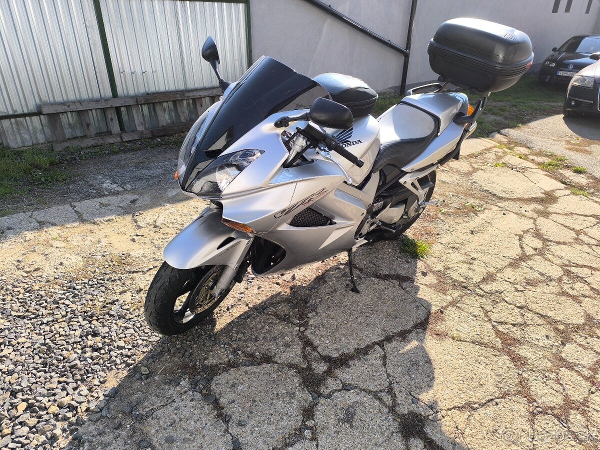 Honda VFR 800