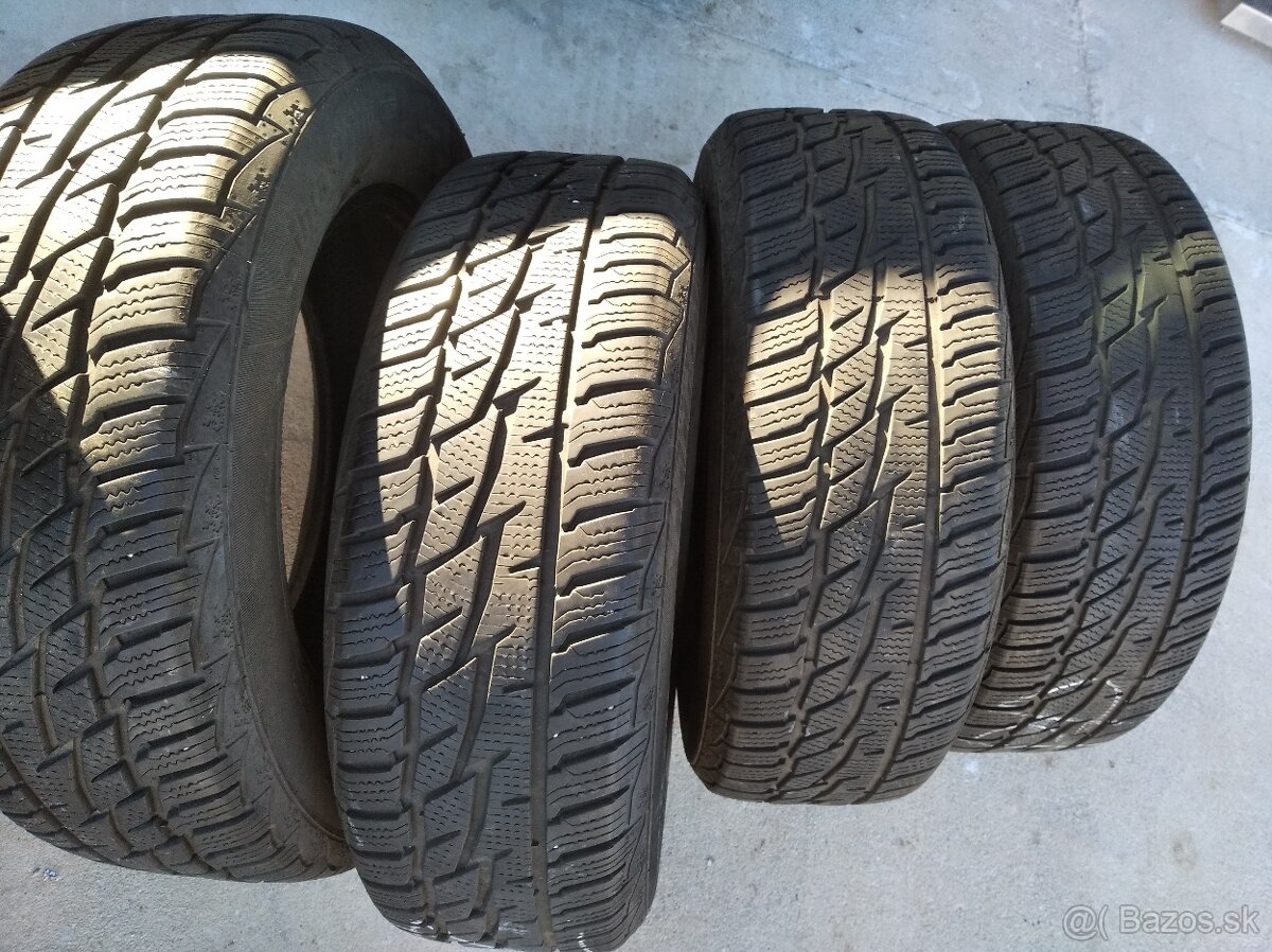 215/65 R16