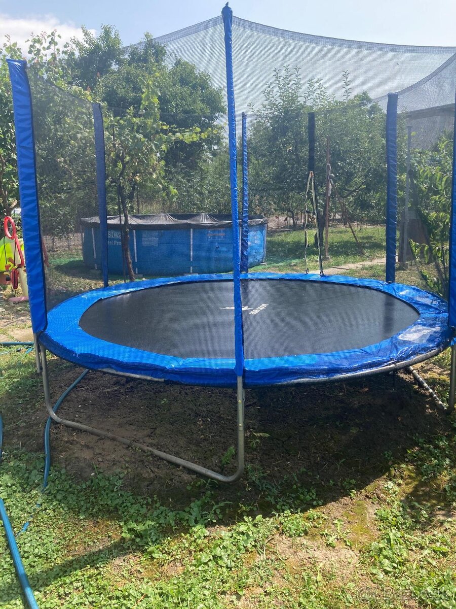 Trampolina