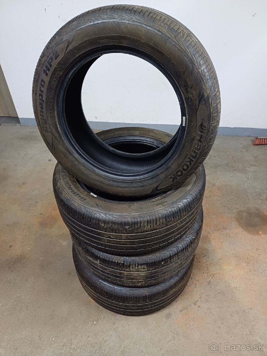 Hankook 235/55 R17