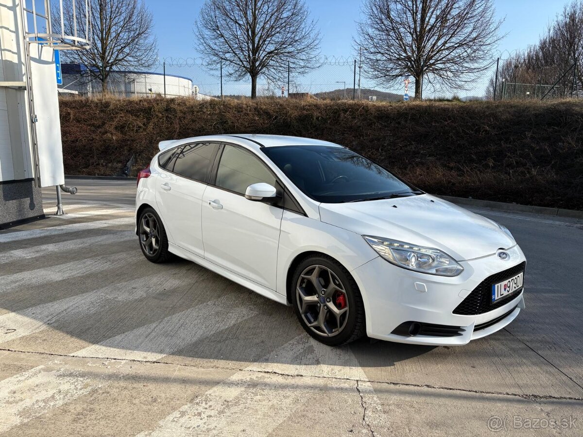 Ford Focus 2,0 ST