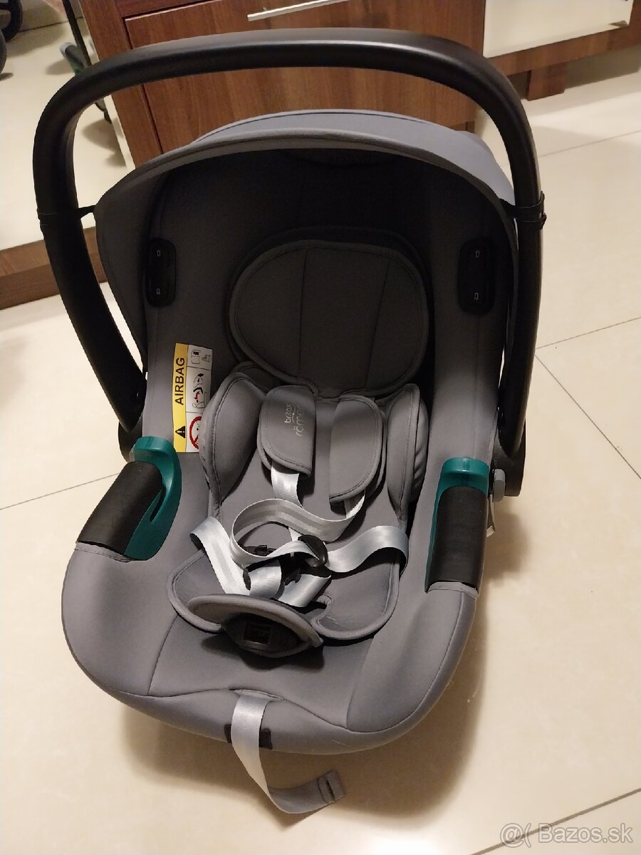 Vajíčko Britax Romer Baby Safe iSense