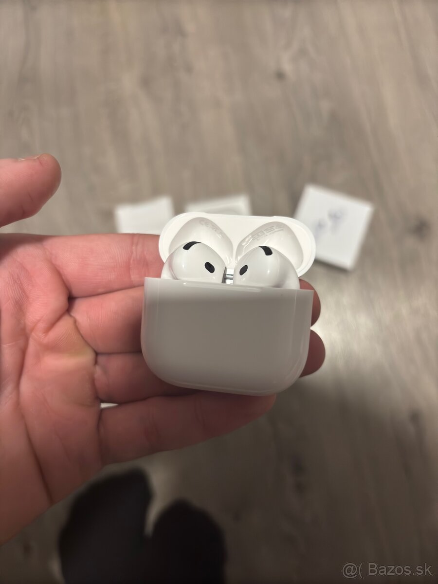 AirPods 4 s ANC+zaruka