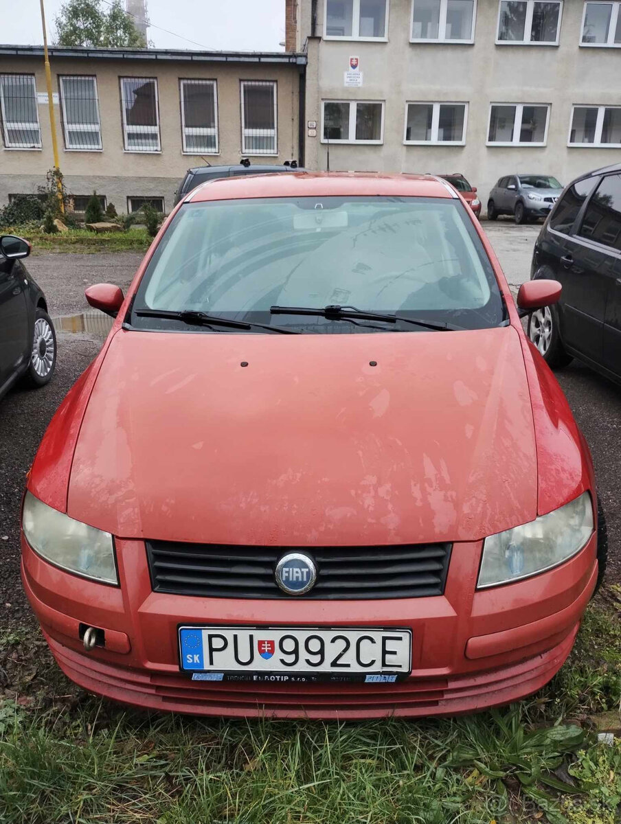 Lacno Fiat Stilo na opravu alebo na diely