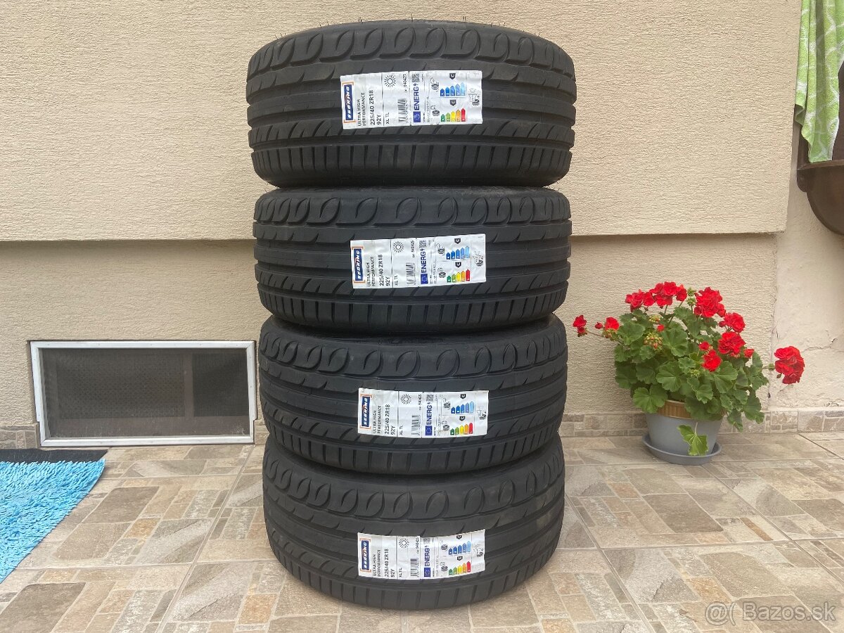 4x úplne nové pneu Sebring 225/40 R18 92Y