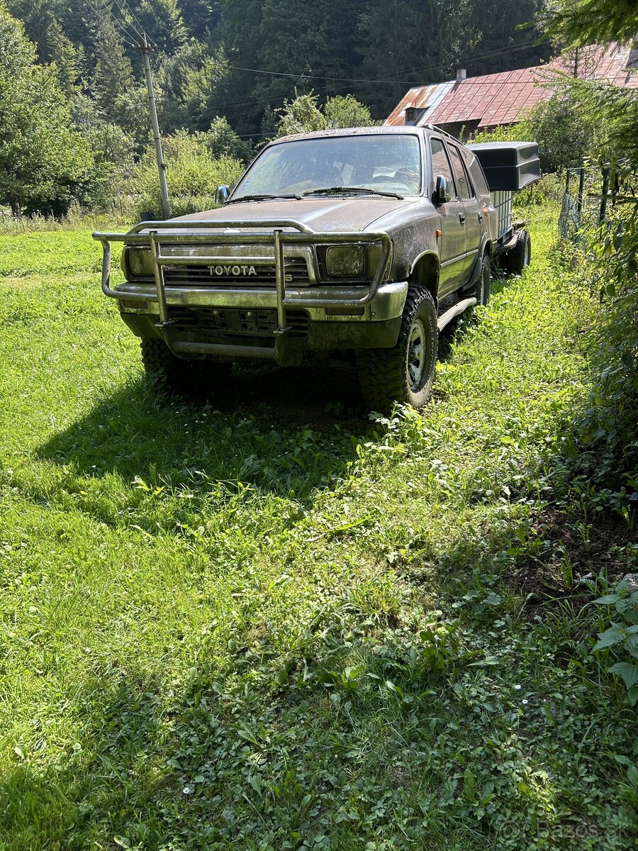 Toyota 4RUNNER V6