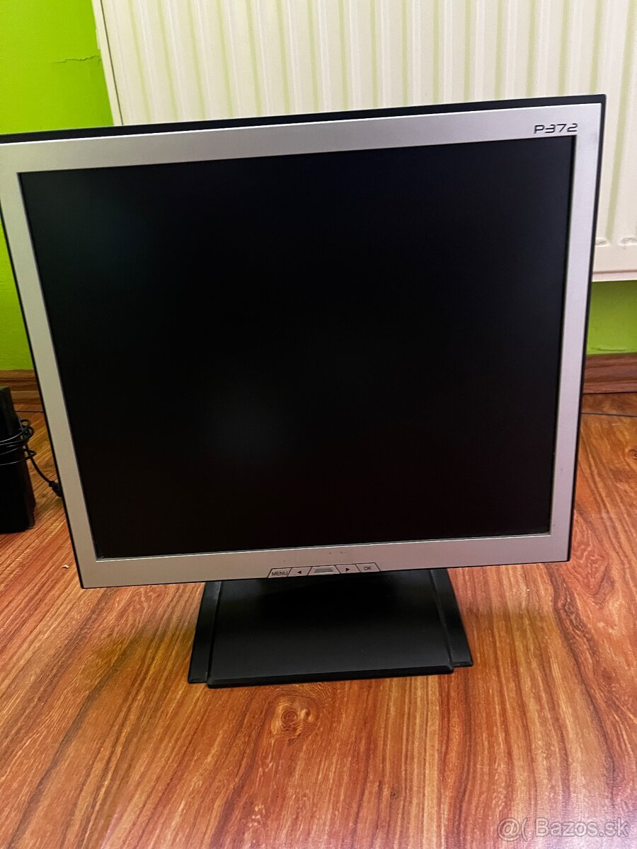 Predám LCD monitor značky Prestigio 17