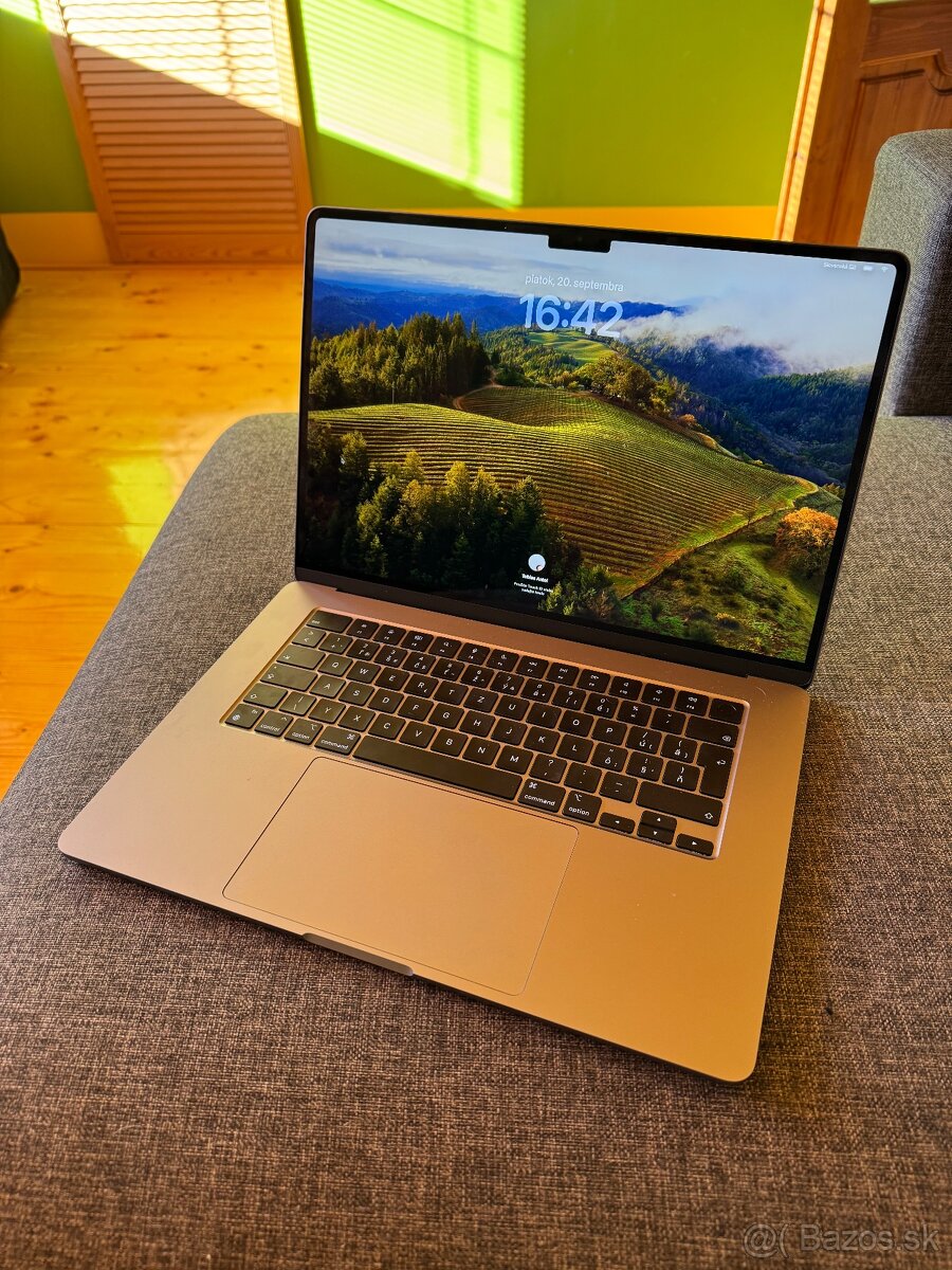 MacBook Air M3 15” 16/512