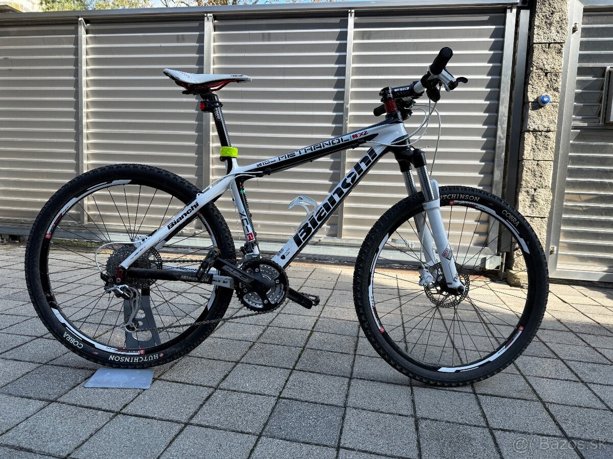 Predám celokarbónový MTB Bianchi Methanol SX2 26’, Shimano D