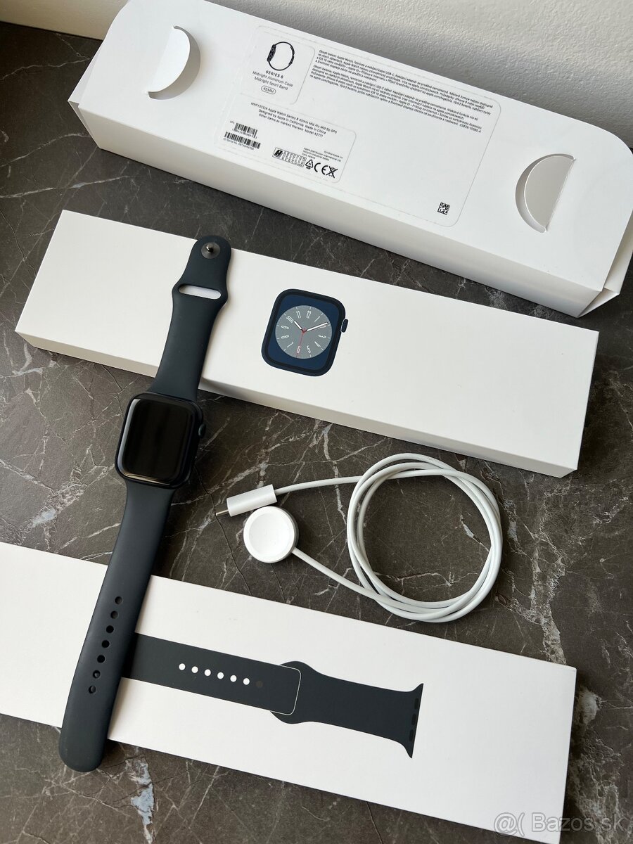 Predám vymením Apple Watch 8 45mm v záruke