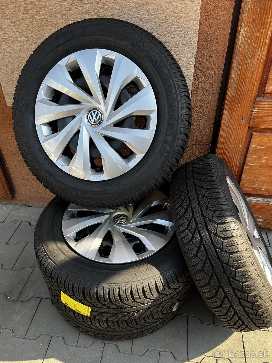 5x100 R15 5,5J ET40 + 185/65 R15 Semperit  VW Polo