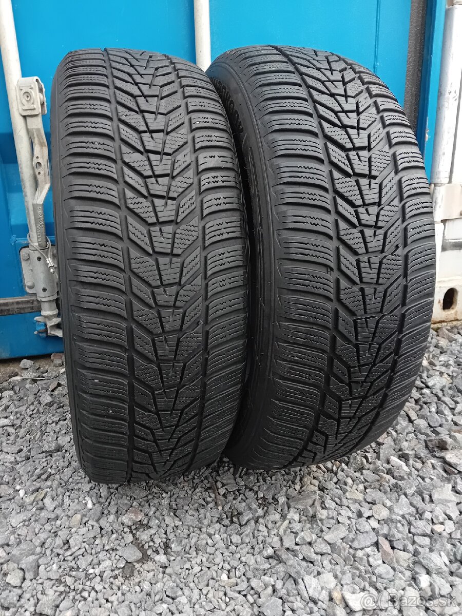 2ks 225/60R17 zanovné zimné Hankook