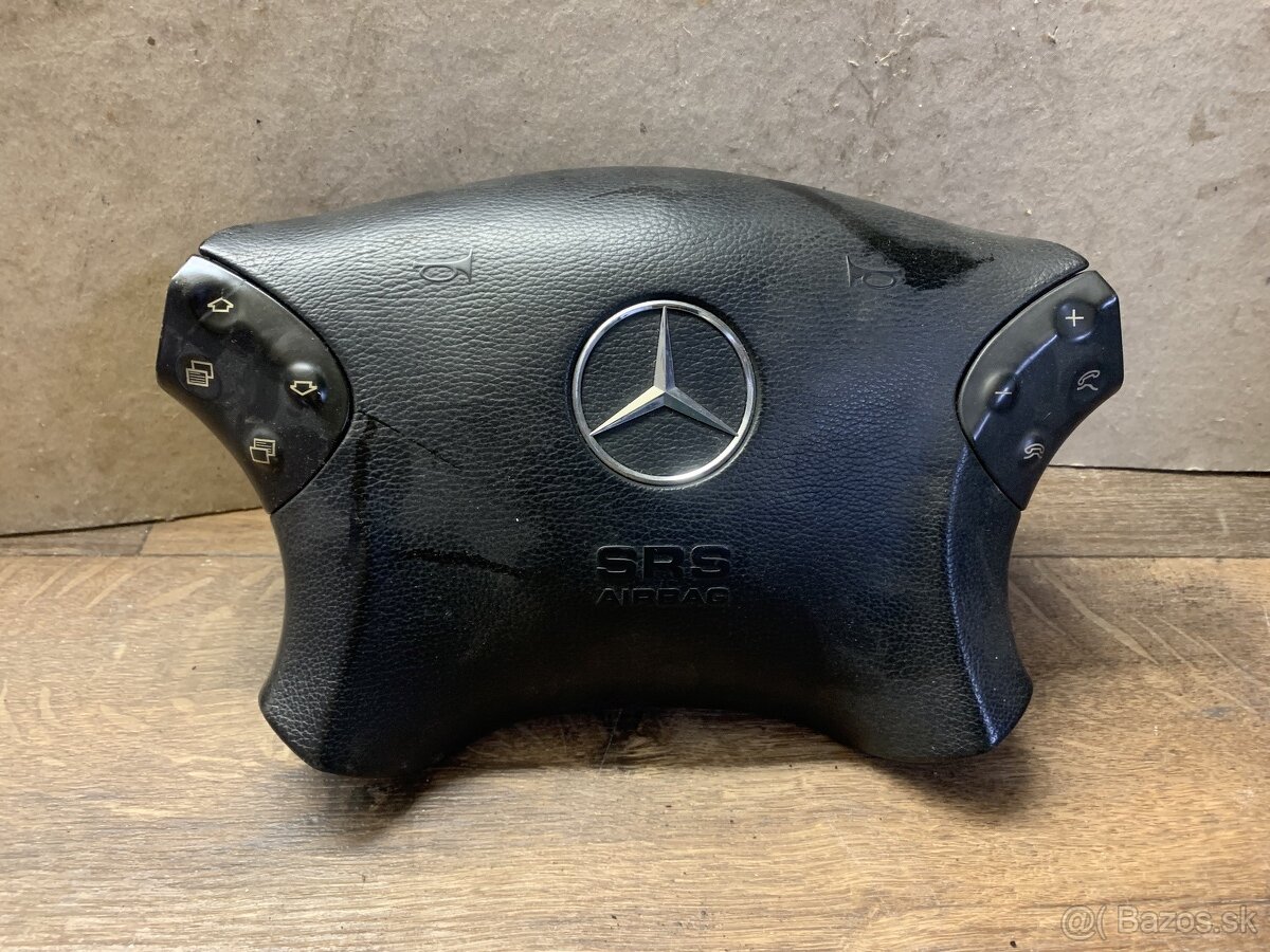 Mercedes airbag