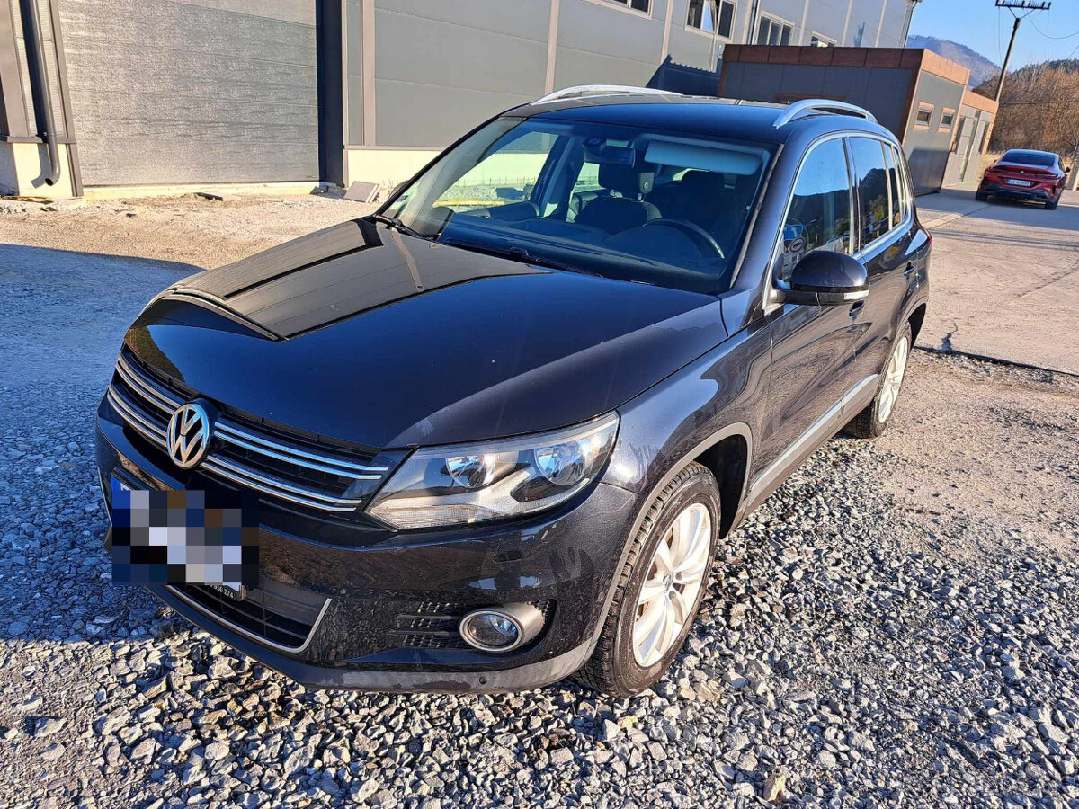 Volkswagen Tiguan 2.0 TDI Sport (ročník 6/2013)