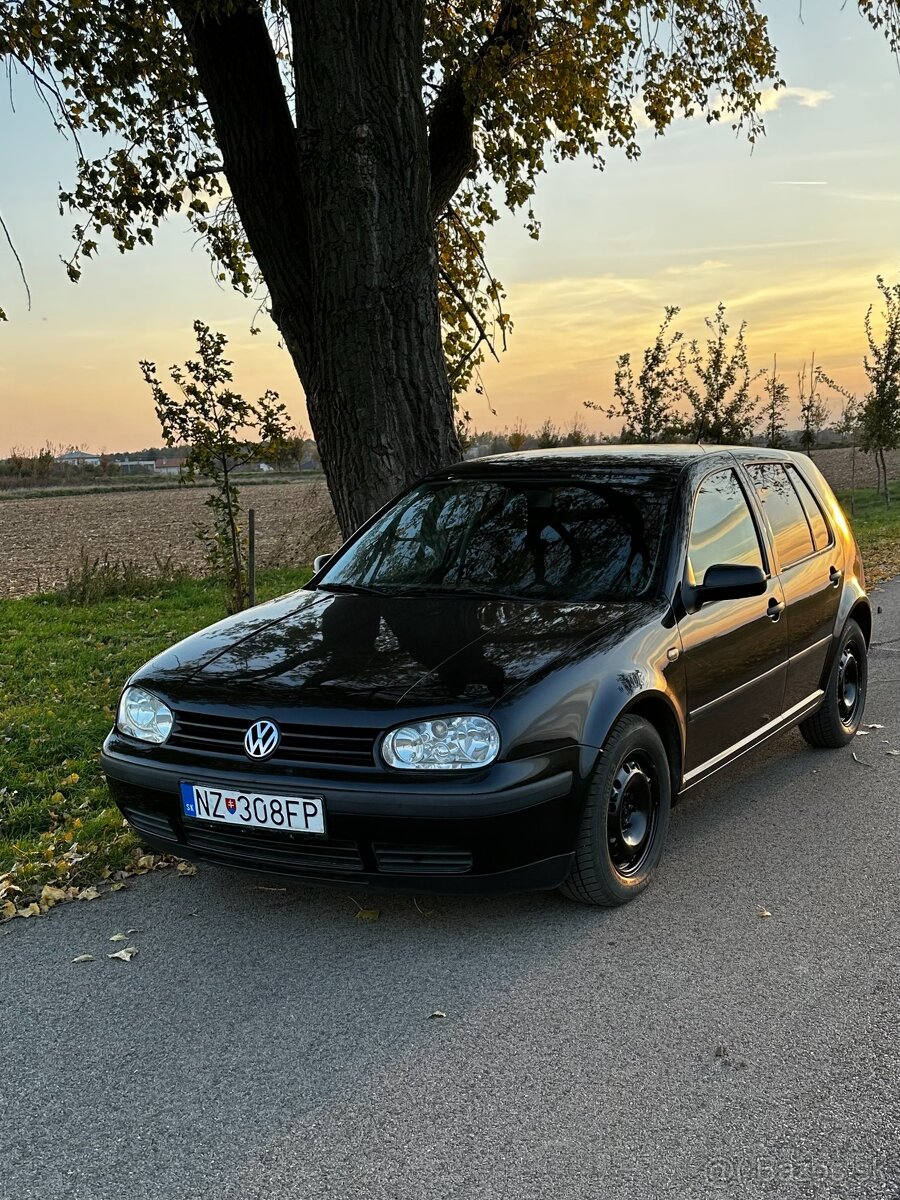 Volkswagen Golf 1.4 16V