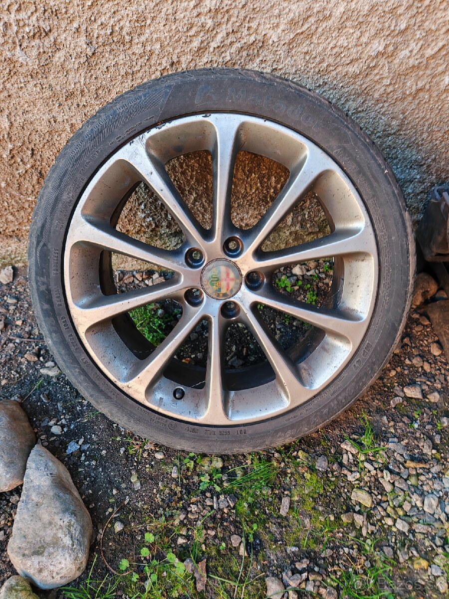 5x110 stredová diera 65.1 s letnými pneu  235/40 R18