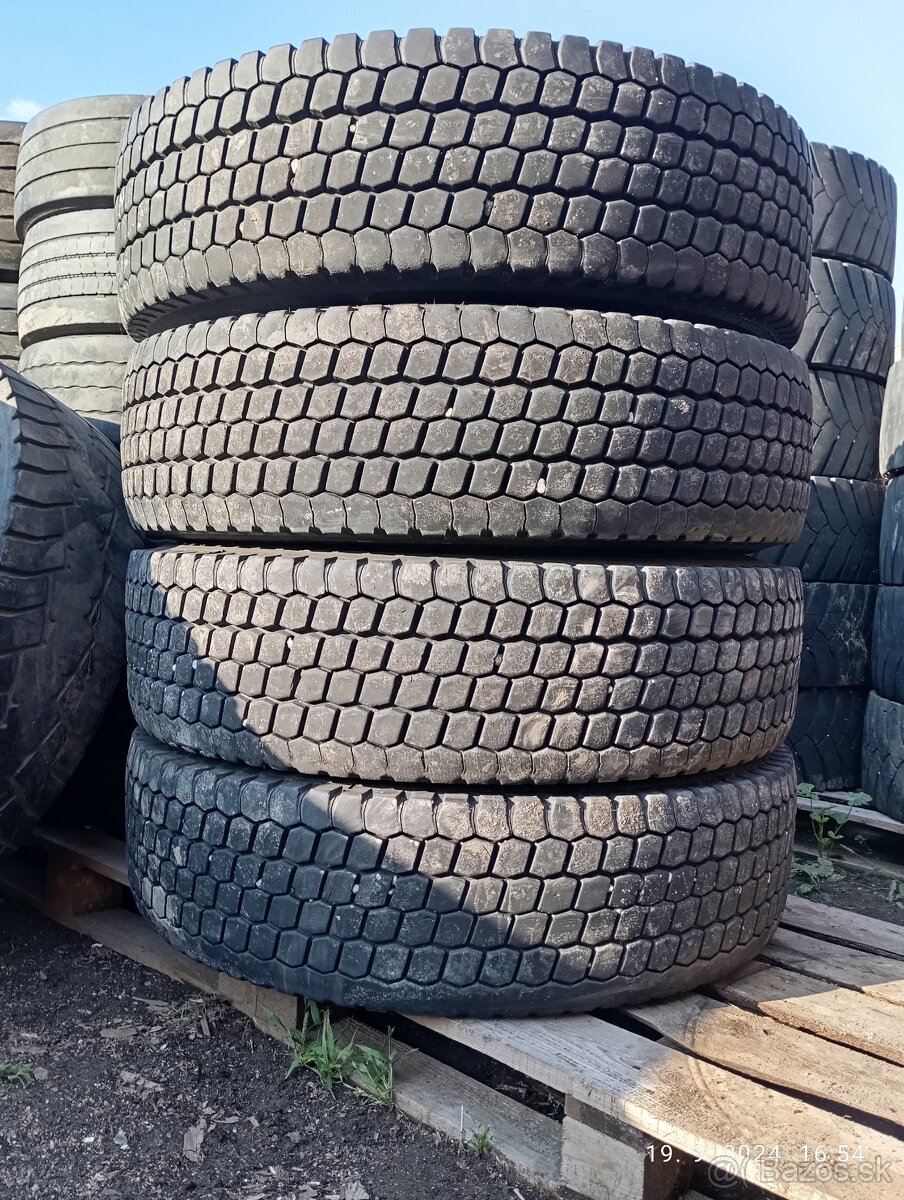 315/80 R22,5 ZÁBEROVÉ / BARUM