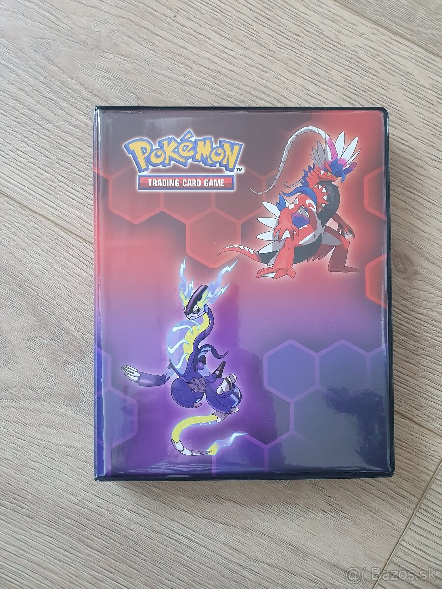 Pokémon album s kartami