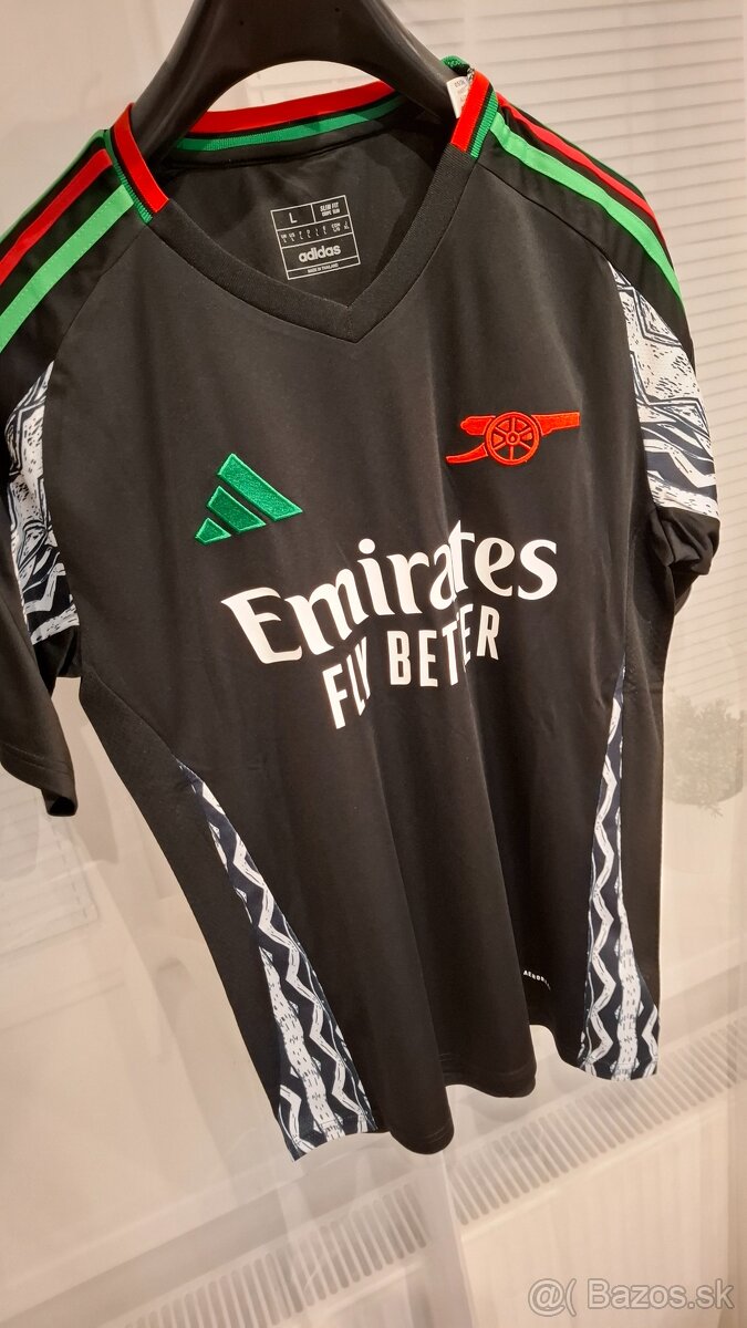 dres Arsenal London Away