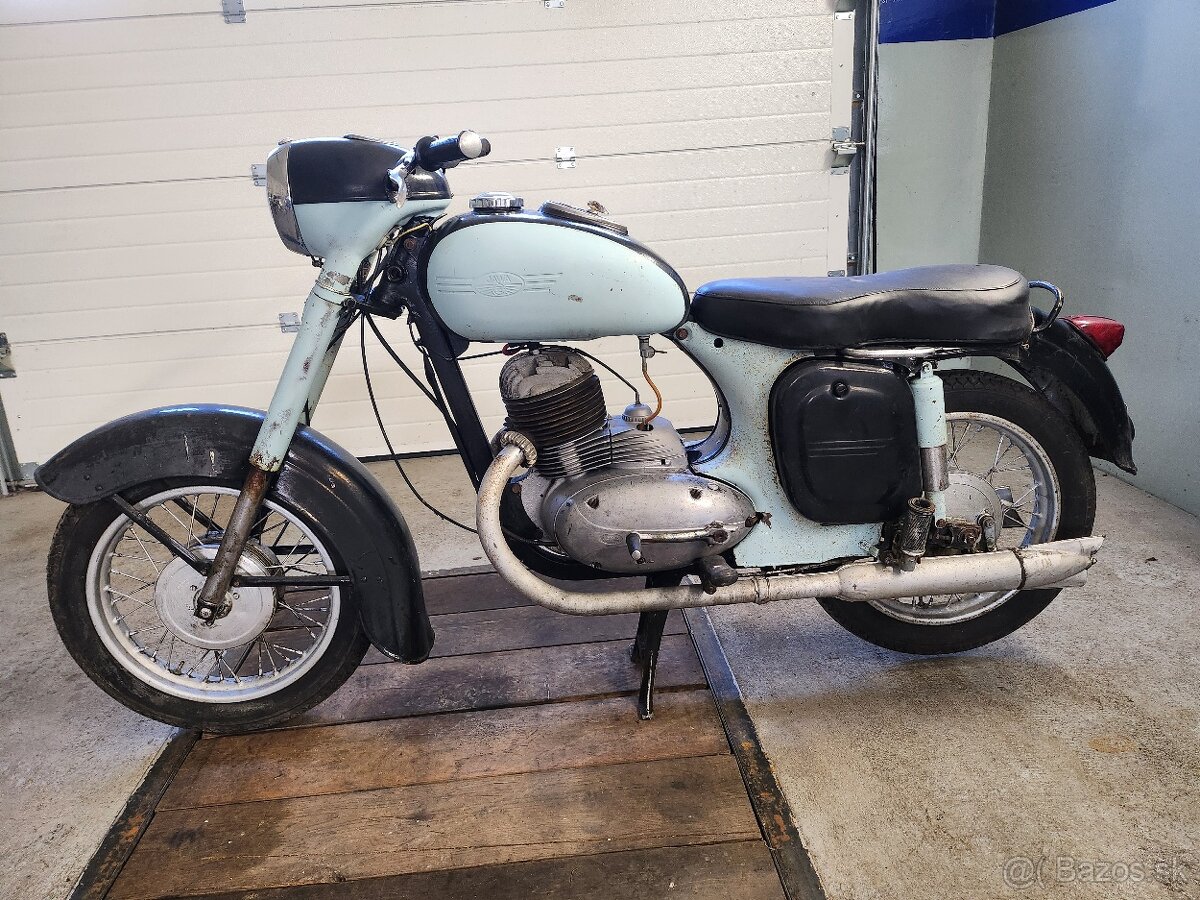 Jawa 250