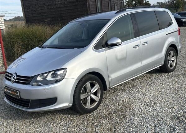 Volkswagen Sharan 2,0 TDI 125kW Highline TAŽNÉ nafta