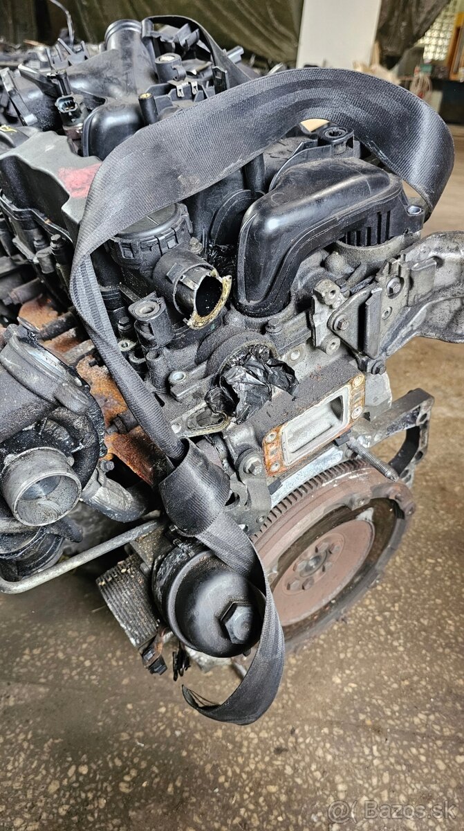 motor 1.6tdi 77kw CAYA