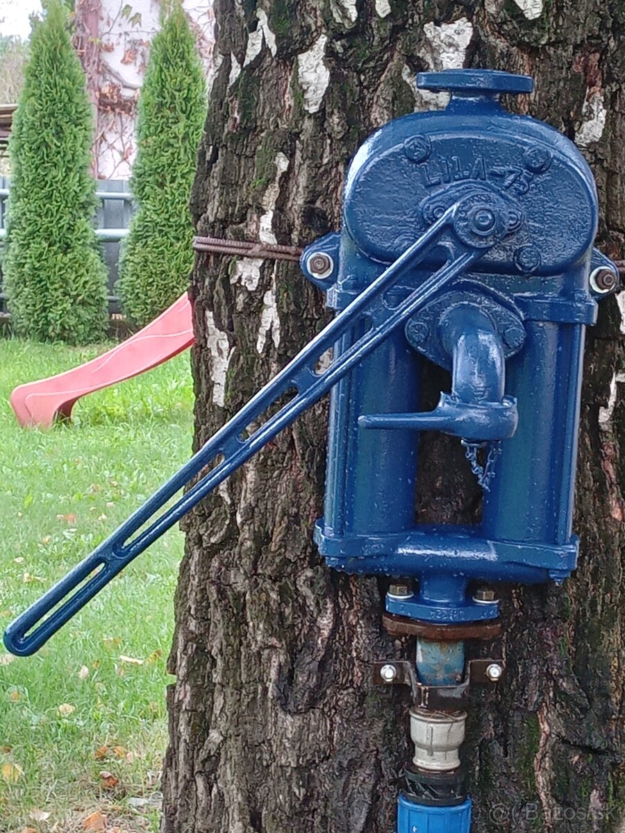 Predám ručné čerpadlo na vodu pumpa Lila 75