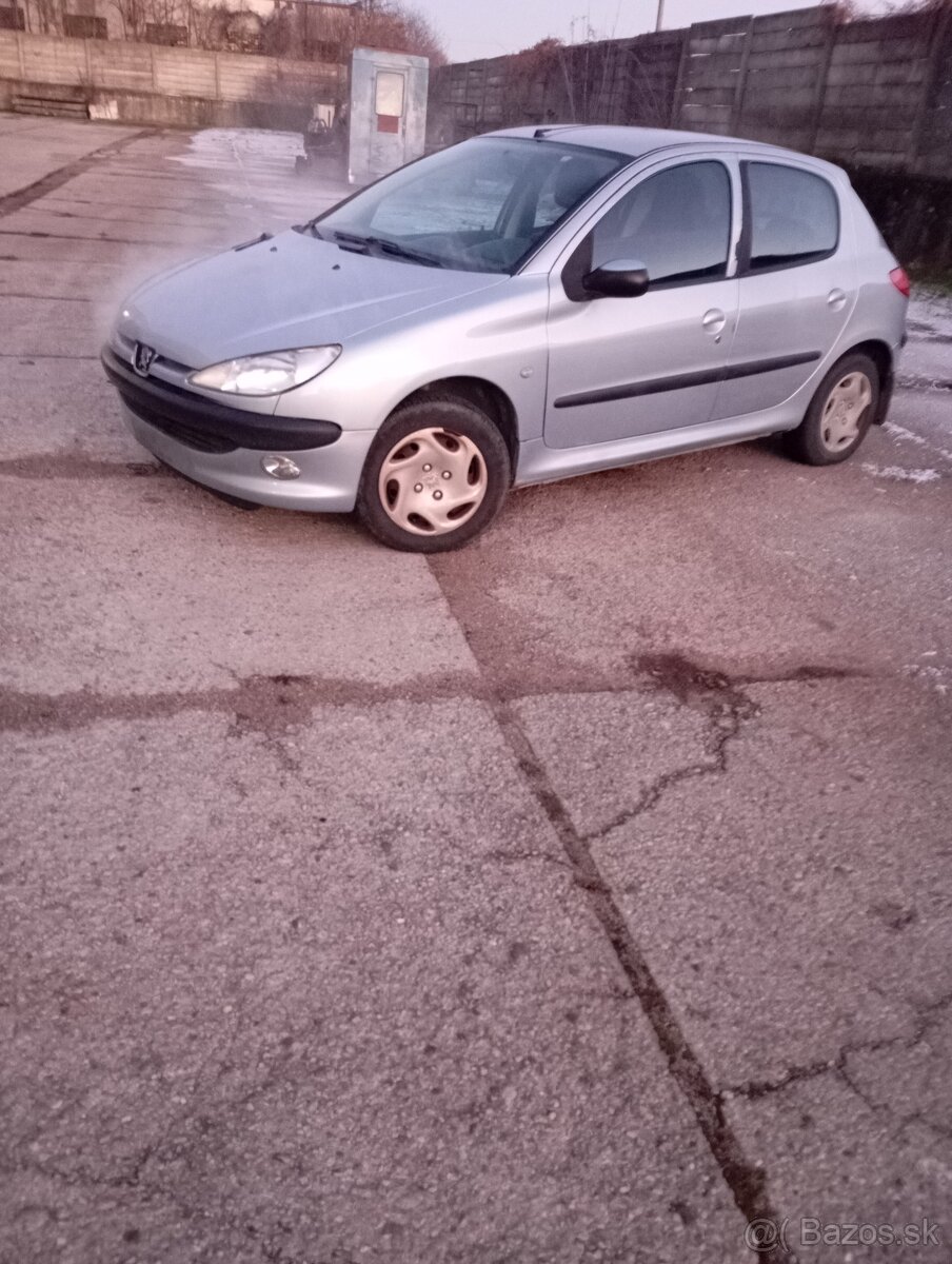 Predám Peugeot 206