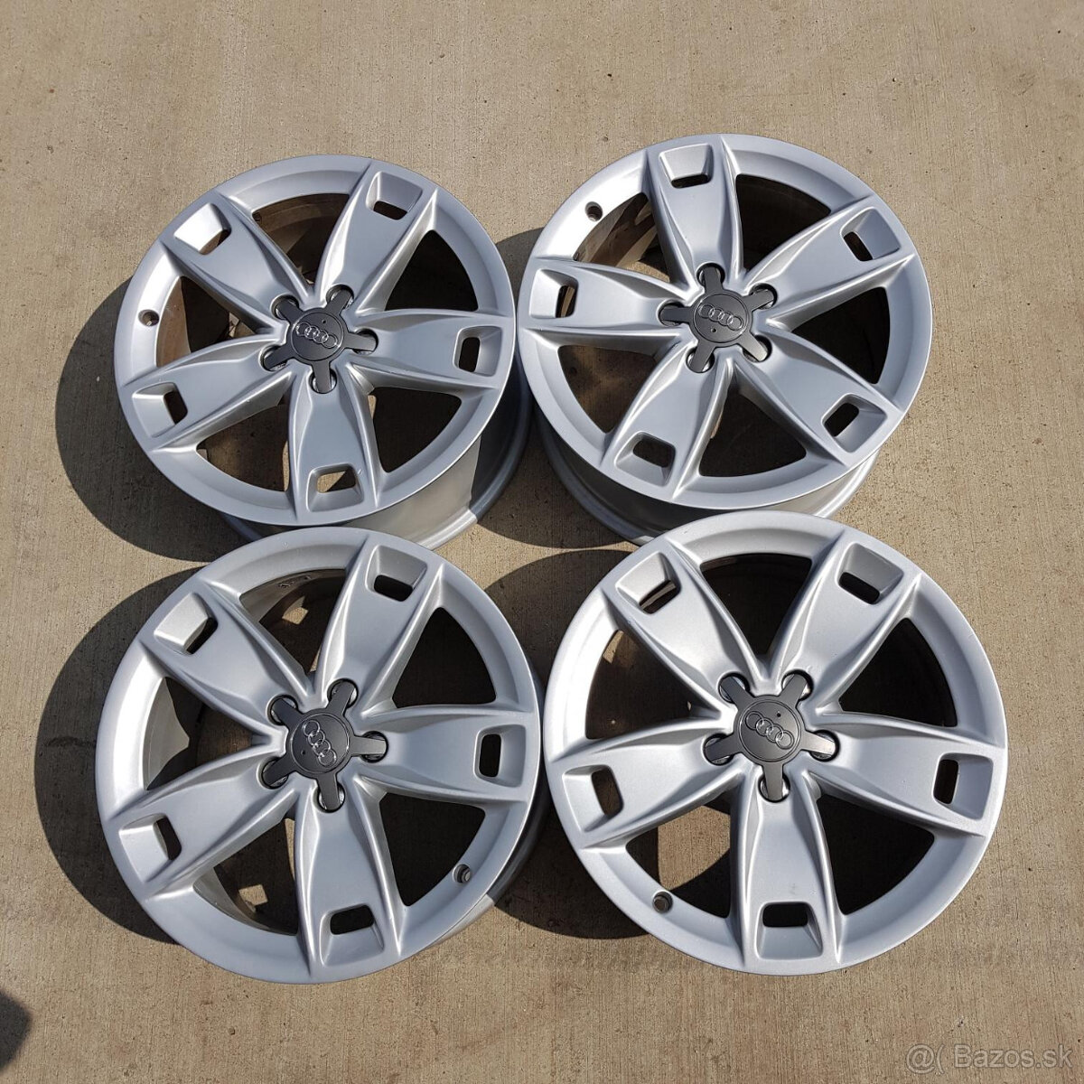 Audi A3 hliníkové disky 5x112 R17 ET56