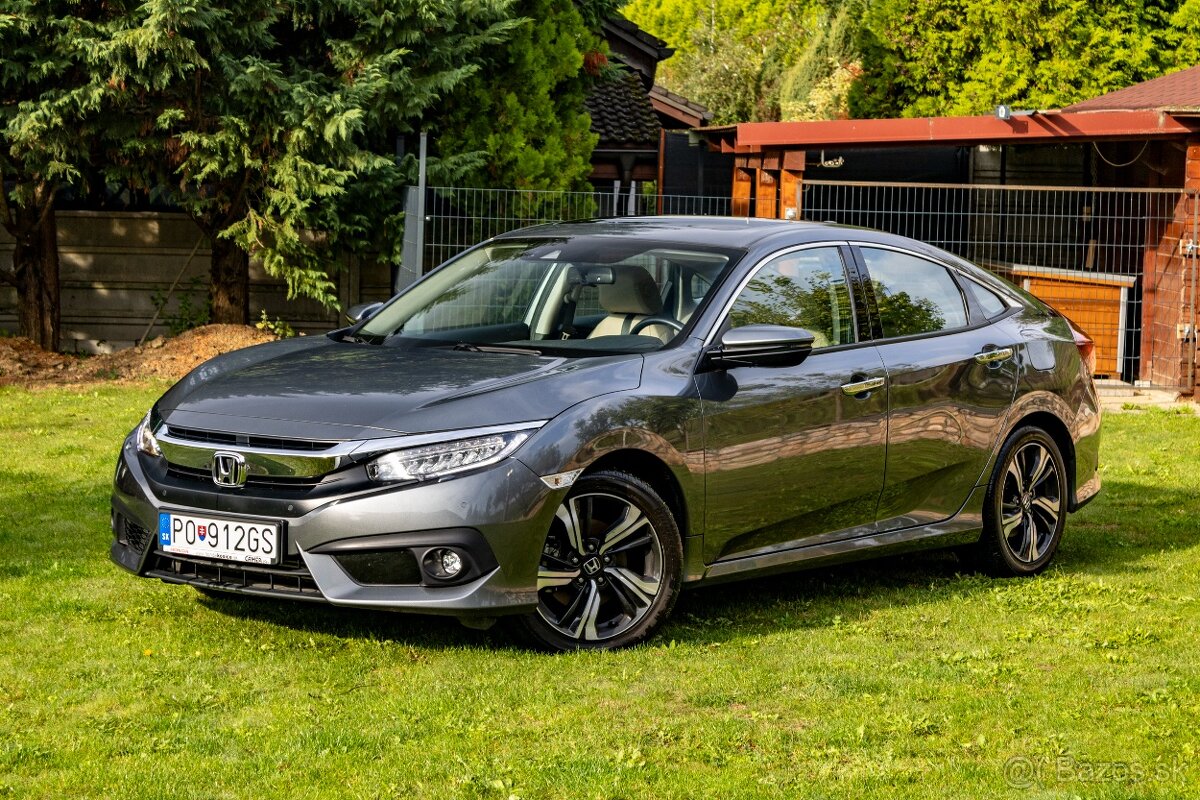 Honda Civic 1,5 VTEC Turbo (nízky nájazd,strešné okno, koža)