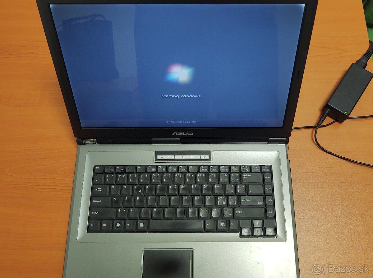 Asus X51L