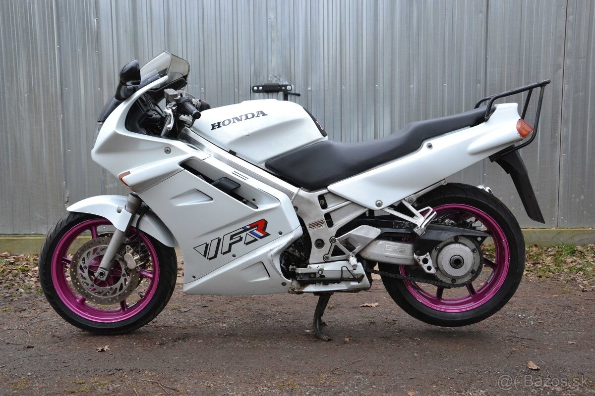 Honda VFR 750 RC36