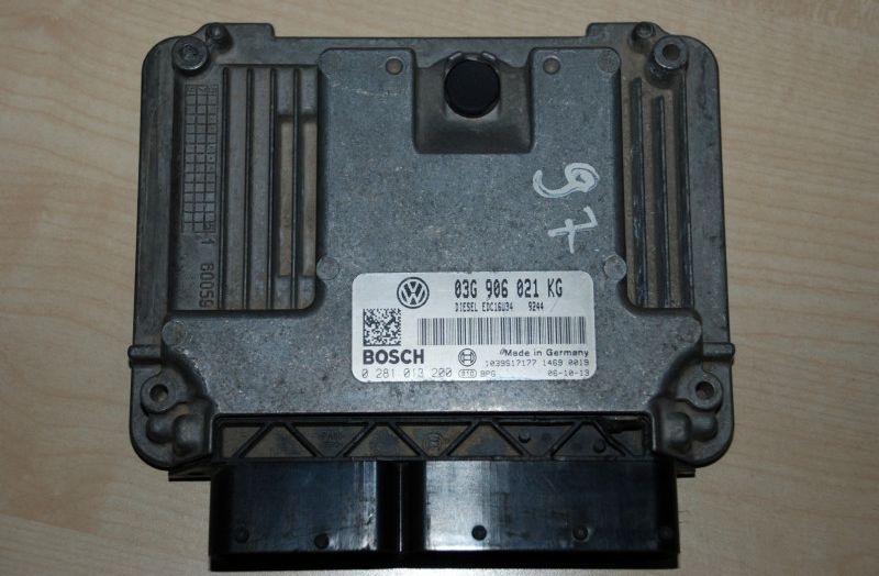 ECU-jednotka motoru 2.0TDI 103kW 03G906021KG EGR,Immobilizér