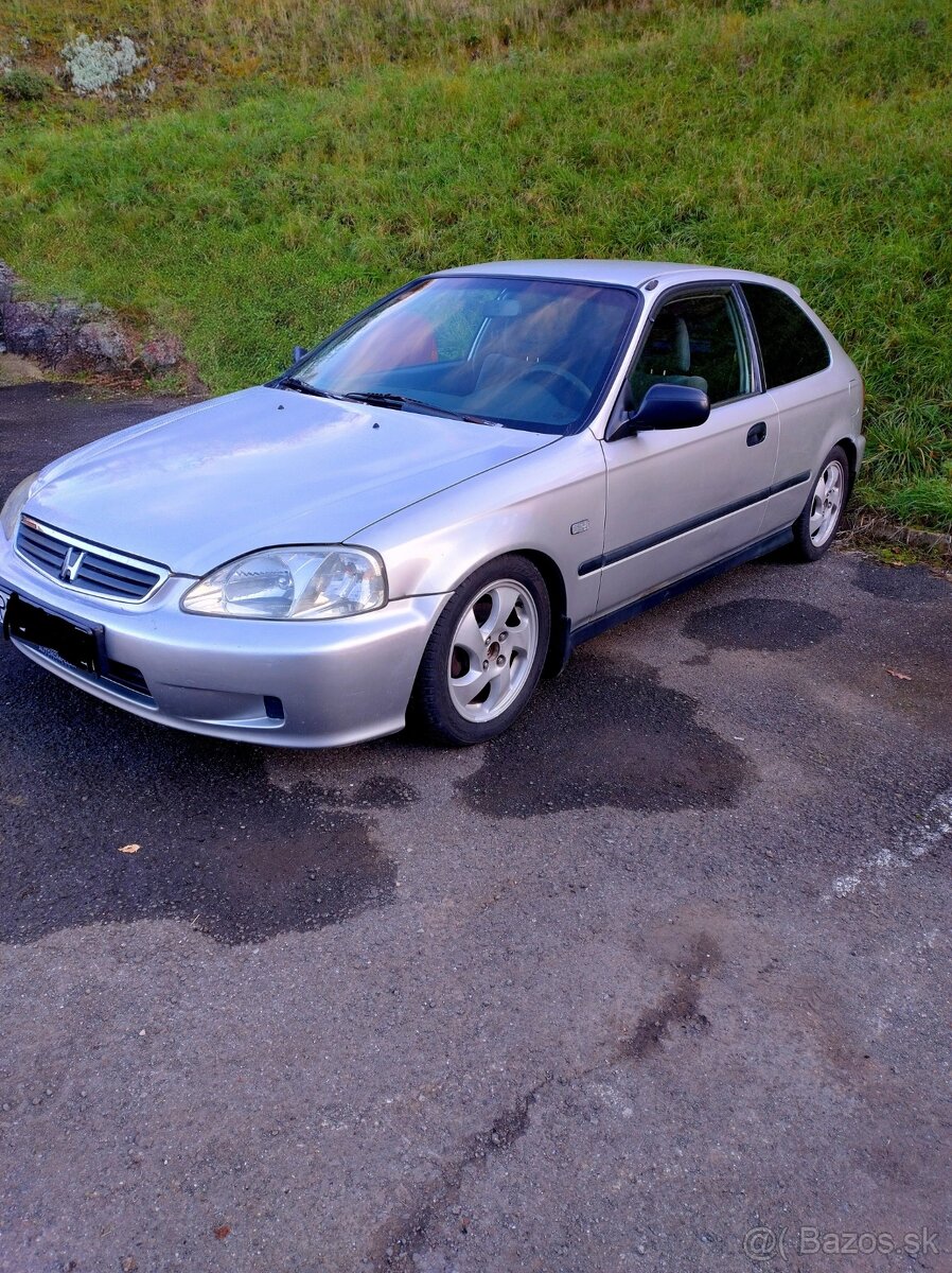 Honda Civic 6g 1999 1.5 vtec (rezervované)