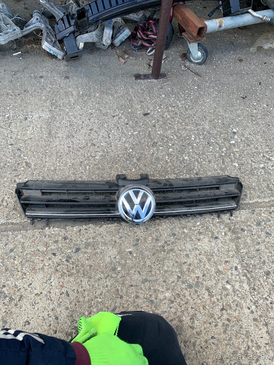 maska mrizka znak vw volkswagen golf 7 vii znak