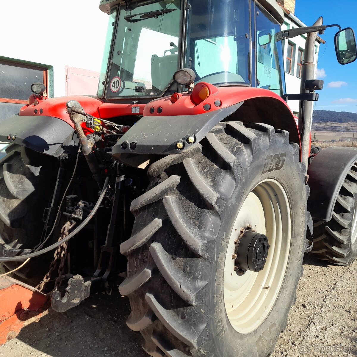 Traktor Massey Ferguson 6499