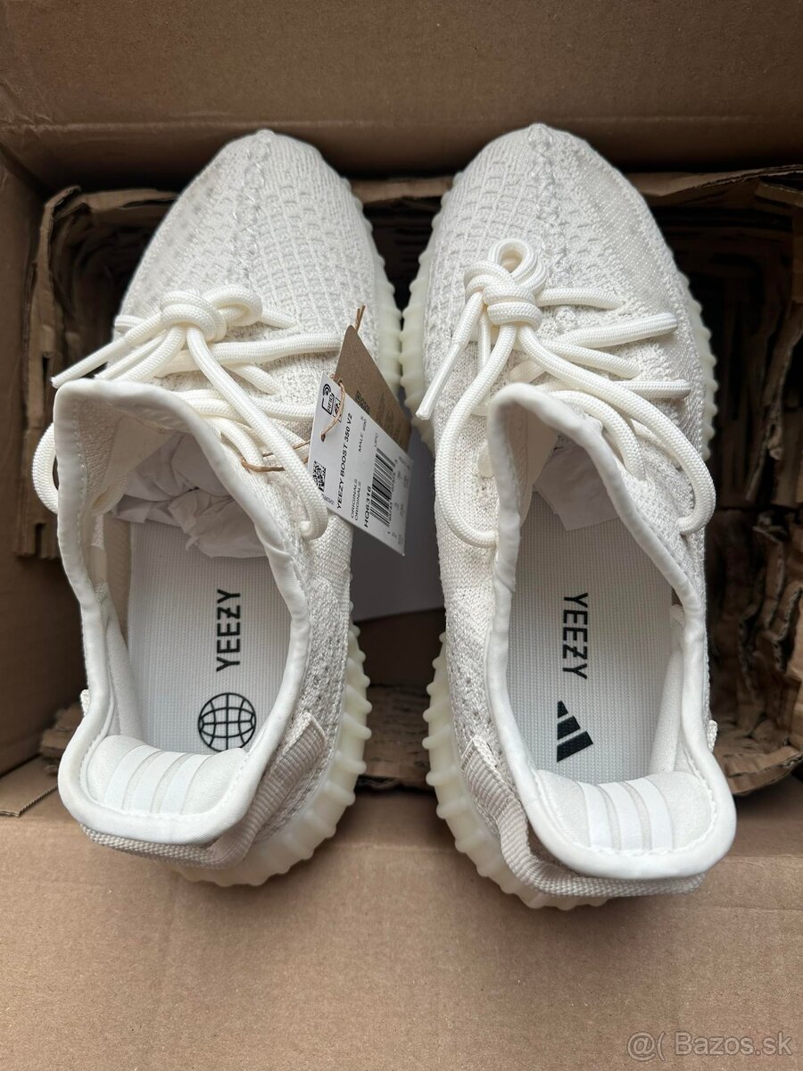 YEEZY BOOST 350 V2 BONE (EU 38, US 5.5, 23,3CM)